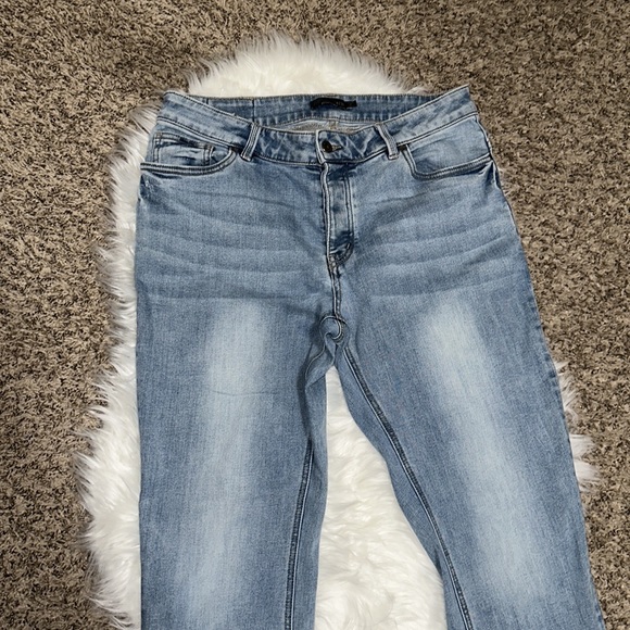 Prana Jeans - Picture 2 of 8